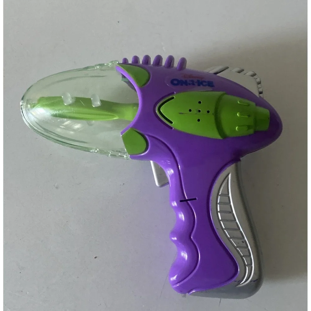 Disney on Ice Toy Story Buzz Lightyear Spinning Laser Blaster Gun WORKS